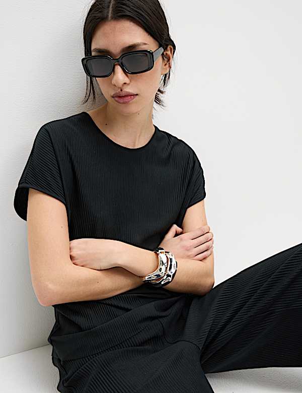 Plisse Round Neck Top