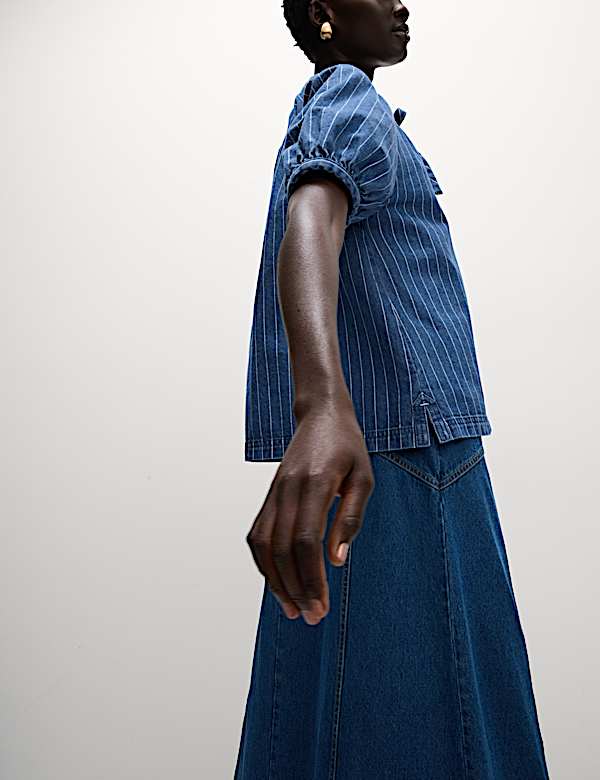 Gestreiftes Denim-Oberteil aus reiner Baumwolle - DE