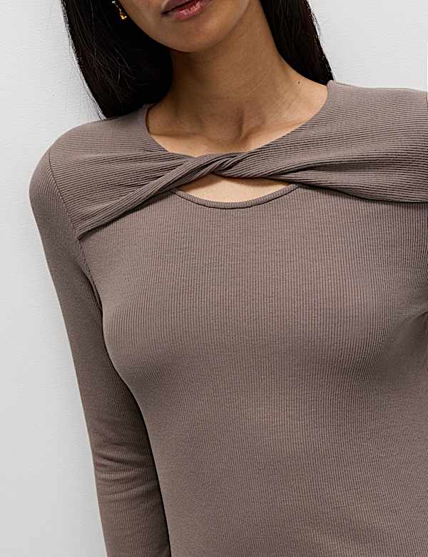 Ribbed Twist Front Top