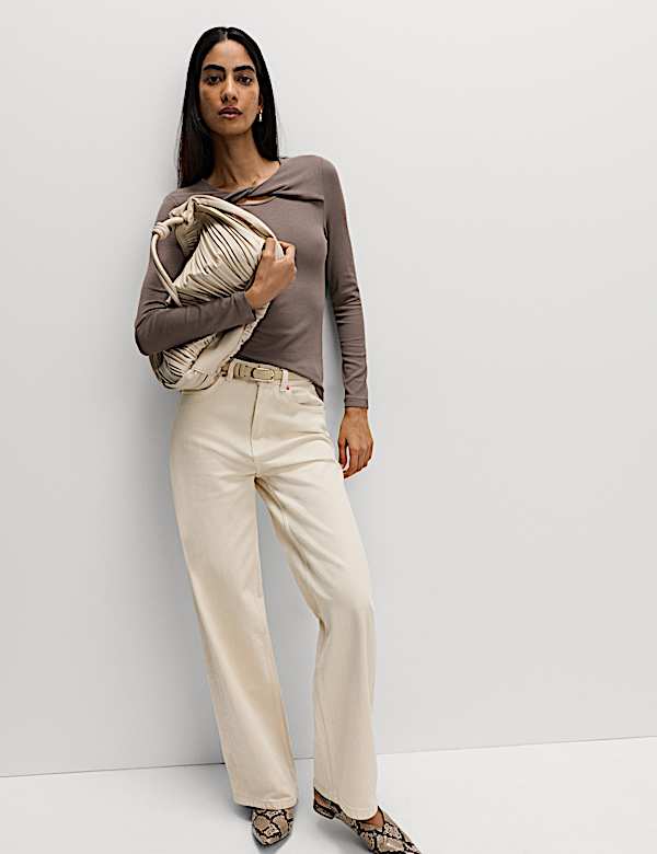 Ribbed Twist Front Top