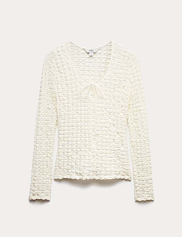 Top texturé à manches longues et détail à nouer à fente - CA