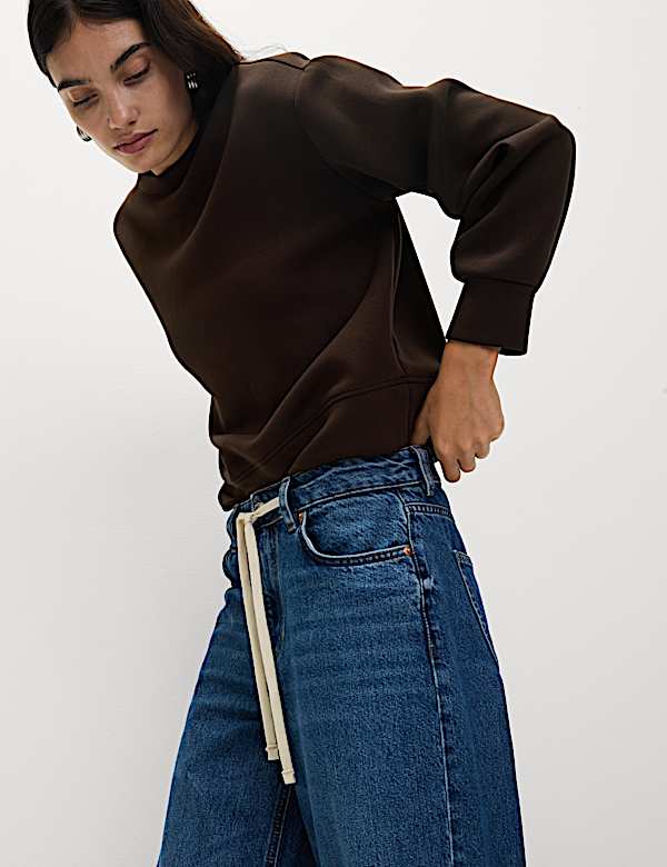 Scuba Sweatshirt