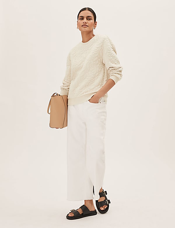 Quilted Long Sleeve Sweatshirt with Cotton