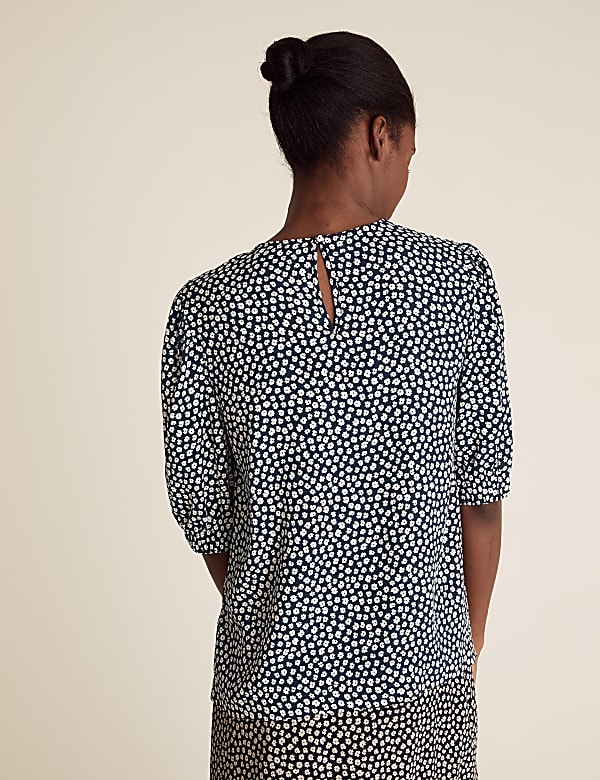 Ditsy Floral Round Neck Puff Sleeve Top