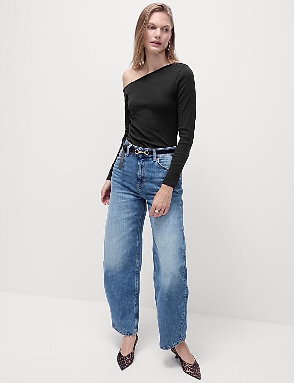 Cotton Rich Asymmetric Top