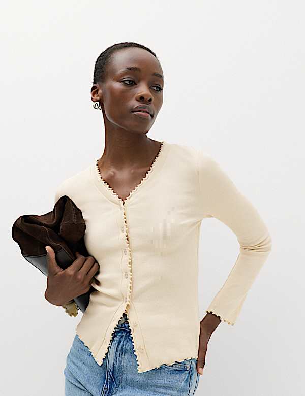 Cotton Rich V-Neck Buttoned Top