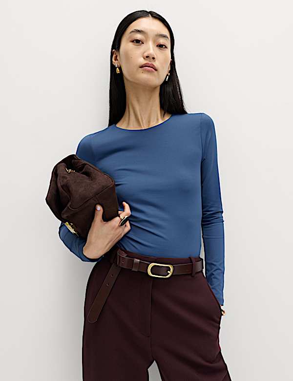 Slim Fit Crew Neck Long Sleeve Top - US