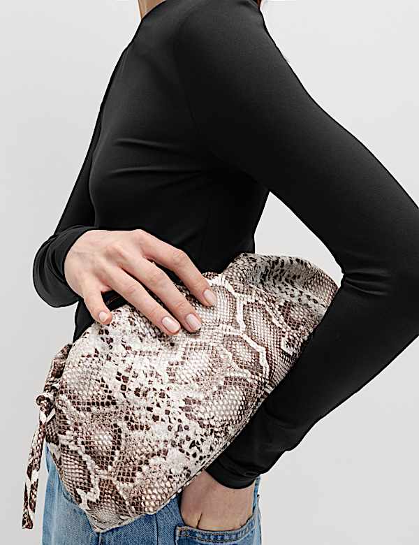 Slim Fit Crew Neck Long Sleeve Top - FR