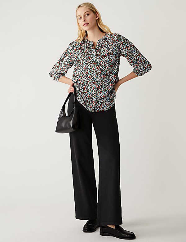 Floral Button Detail 3/4 Sleeve Blouse
