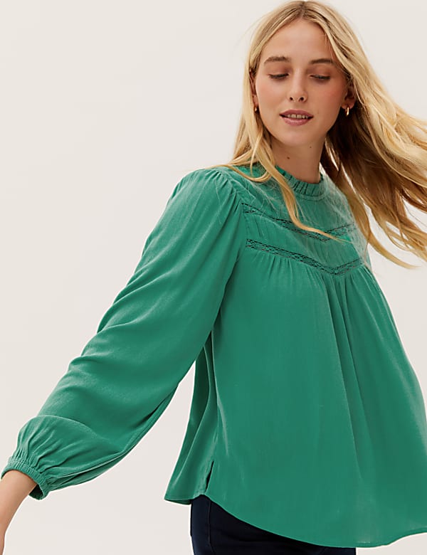 solov SOLOV ソロブ FULL FRILL BLOUSE 大人気完売 solov SOLOV ソロブ FULL FRILL BLOUSE 大人気完売 - メルカリ