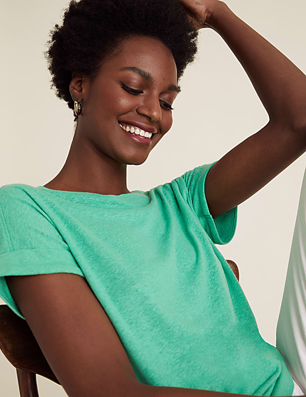 Linen Crew Neck Straight Fit T-Shirt