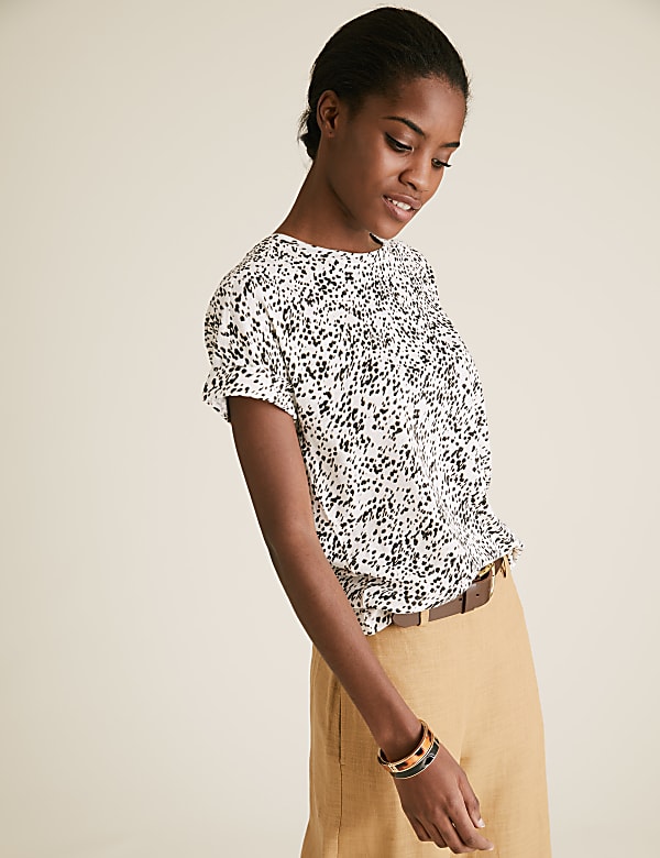 Linen Animal Print Crew Neck T-Shirt