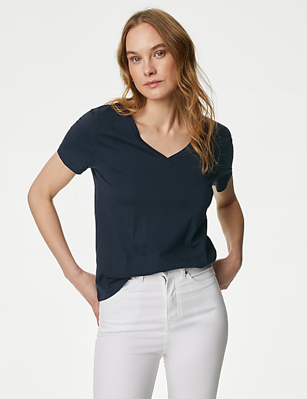 Camiseta b&aacute;sica 100% algod&oacute;n de escote en pico - US