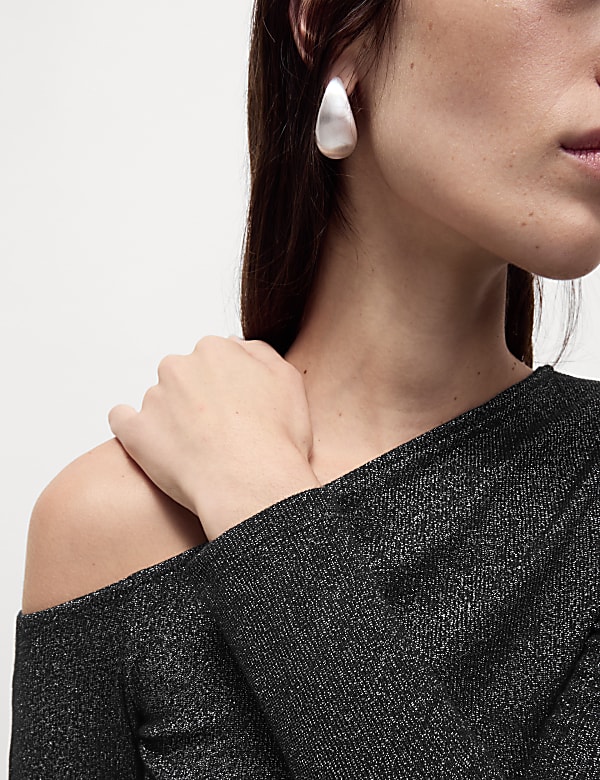 Třpytivý asymetrický top ke krku, s&nbsp;vysokým podílem bavlny - CZ