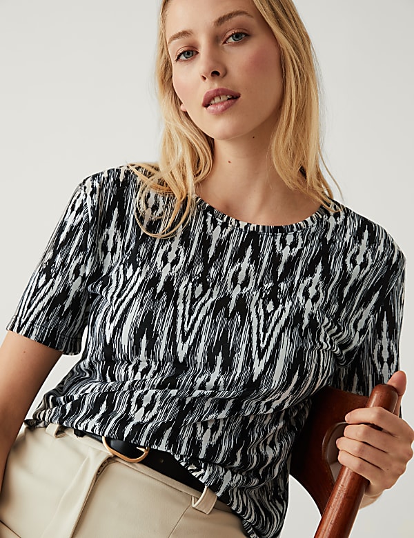 Printed Crew Neck Relaxed T-Shirt