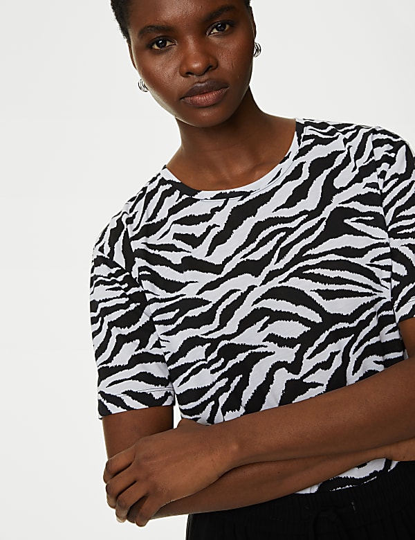 Printed Crew Neck Relaxed T-Shirt - CZ