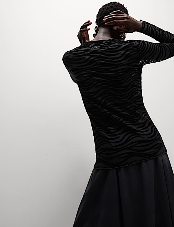 Printed Mesh Jersey Top