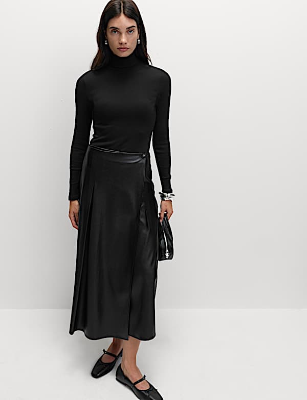 חולצת ריב מבד עשיר בכותנה עם צווארון נשפך - IL