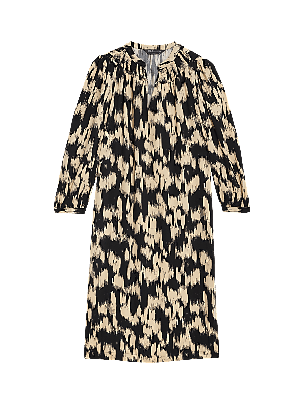 Printed V-Neck Knee Length Shift Dress