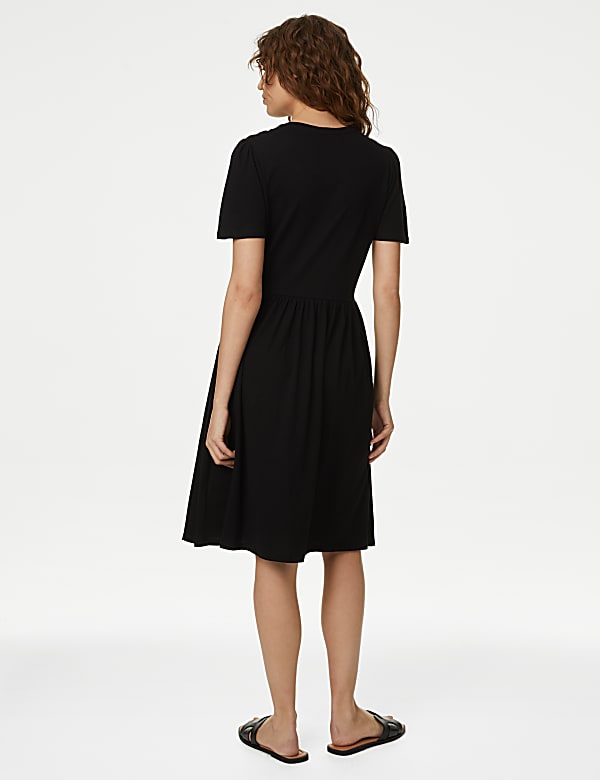 Jersey Round Neck Knee Length Skater Dress