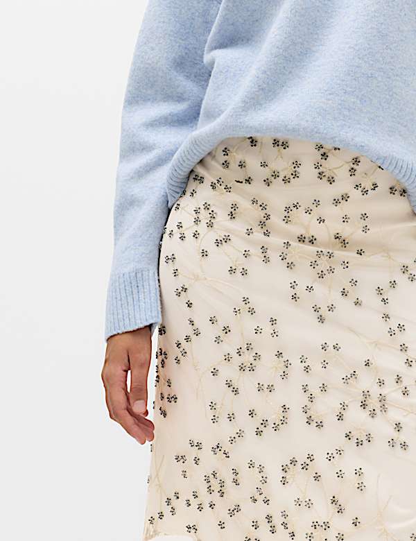 Embellished Knee Length Skirt - US