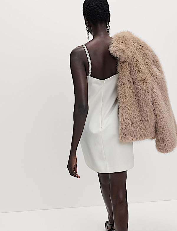 &Mu;ί&nu;&iota; &phi;ό&rho;&epsilon;&mu;&alpha; &mu;&epsilon; &phi;&iota;ό&gamma;&kappa;&omicron; &kappa;&alpha;&iota; &delta;&iota;&alpha;&kappa;&omicron;&sigma;&mu;&eta;&tau;&iota;&kappa;έ&sigmaf; &lambda;&epsilon;&pi;&tau;&omicron;&mu;έ&rho;&epsilon;&iota;&epsilon;&sigmaf; - GR