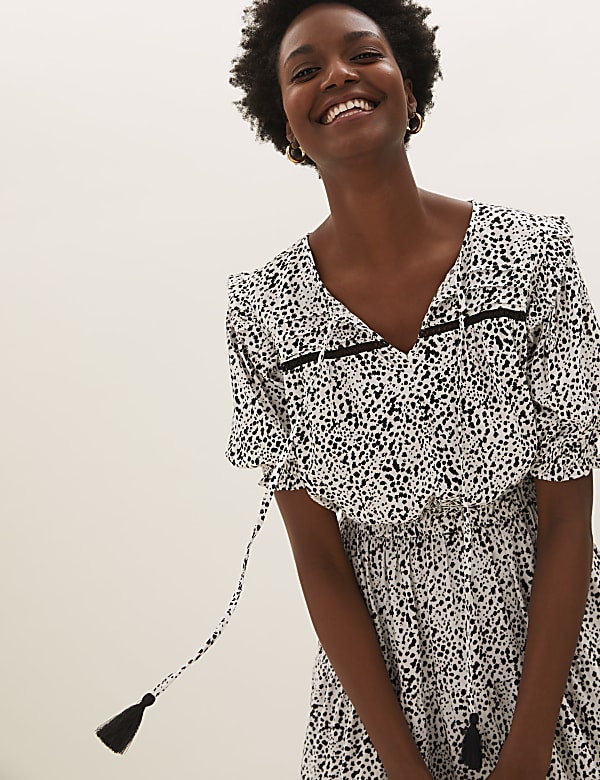 Printed Tie Neck Midaxi Waisted Dress