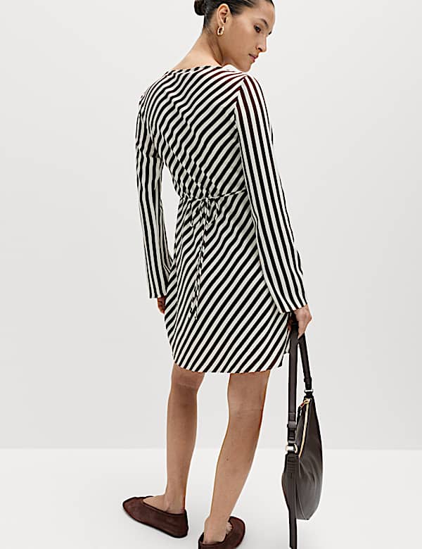 Striped Long Sleeve Mini Shift Dress - ID