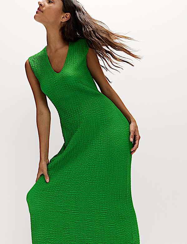 Jersey Textured V-Neck Midi Column Dress - BE