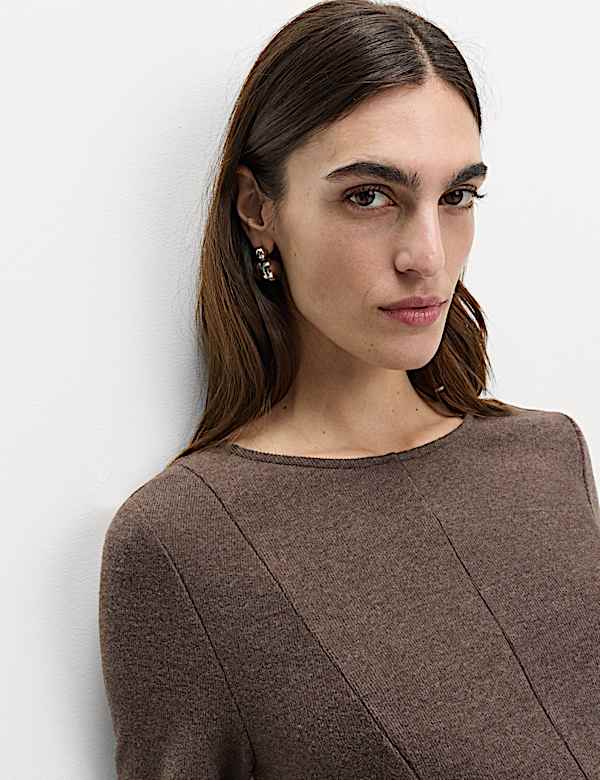 Minivestido skater de punto con cuello redondo - ES