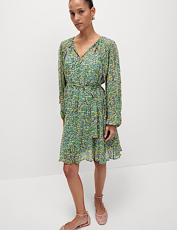 Floral V-Neck Mini Relaxed Smock Dress - PT