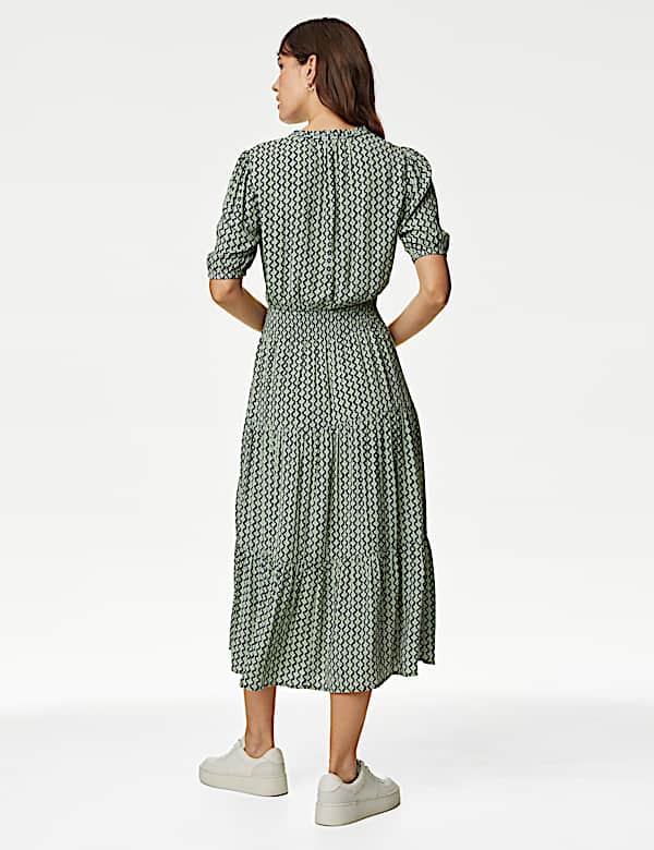 Printed V-Neck Shirred Midi Waisted Dress - US