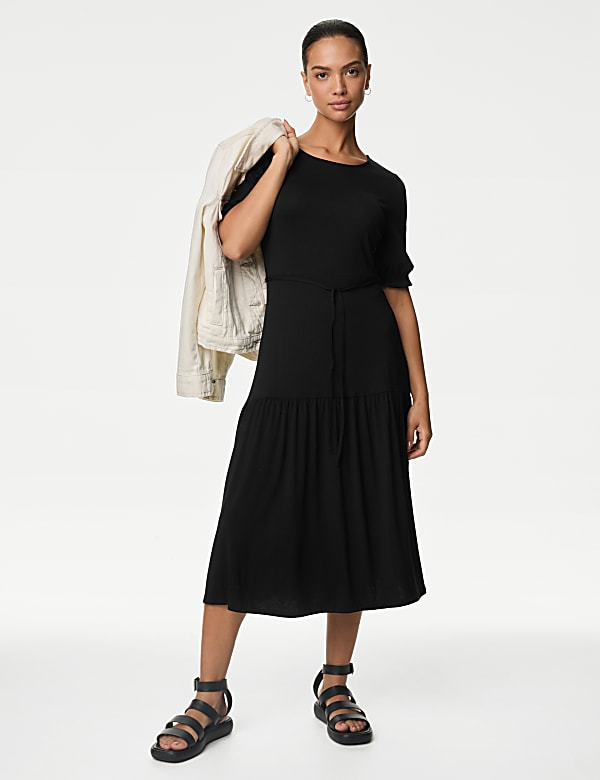 Black midi tea dress outlet