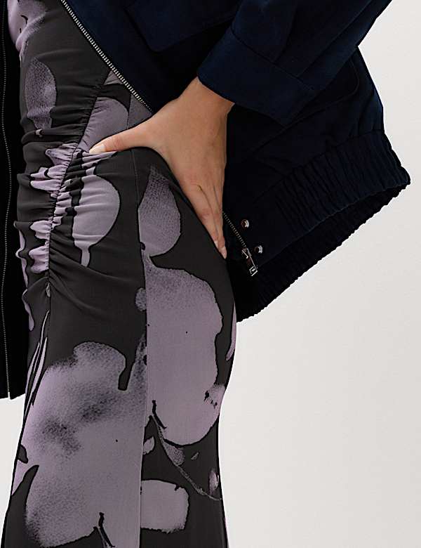 Floral Bodycon Midi Dress with Long Sleeves - KR