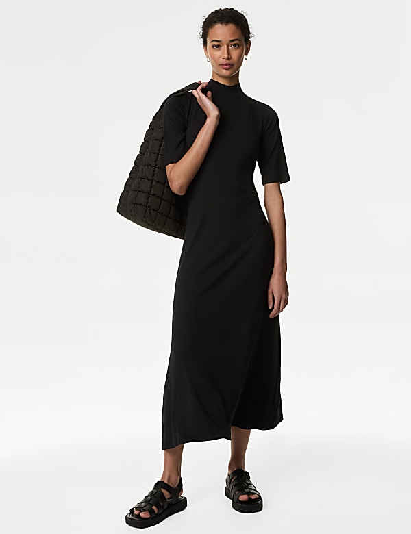 Robe longue coupe droite on sale