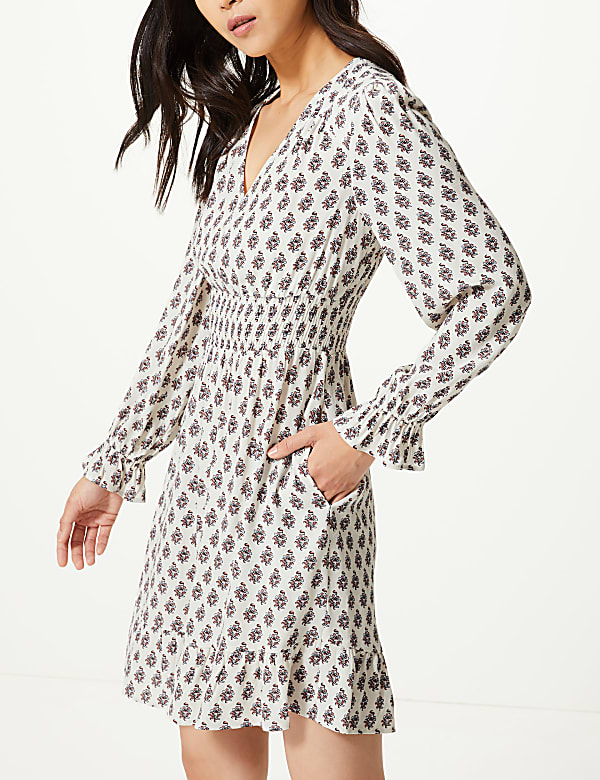 Floral Print Cuff Detail Waisted Dress