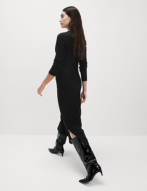 Robe midi coupe droite c&ocirc;tel&eacute;e en jersey effet brillant - LU