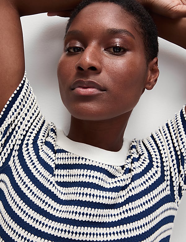 Vestido columna a media pierna de rayas con algod&oacute;n - ES