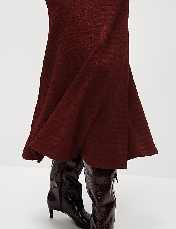 Textured Round Neck Midi Column Dress - PL