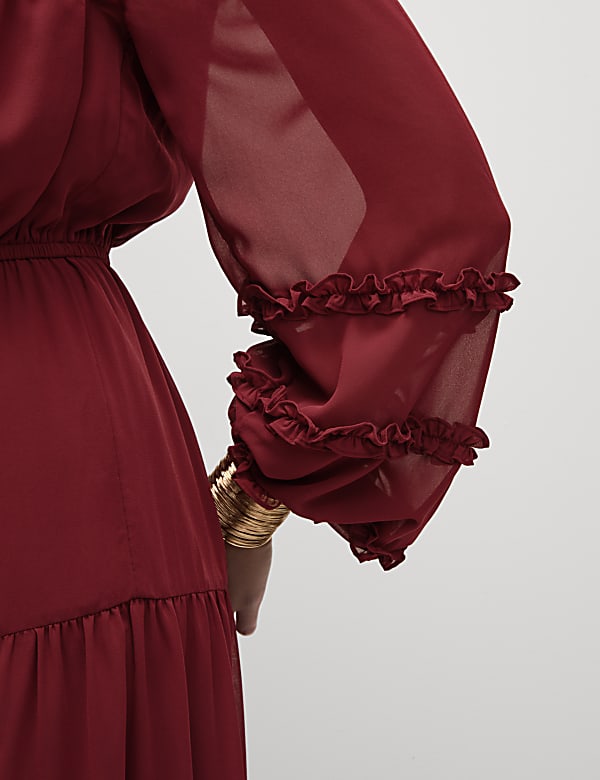 Chiffon Round Neck Midaxi Waisted Dress