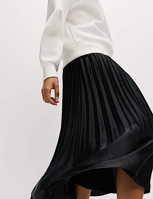 Pleated Midaxi Skirt