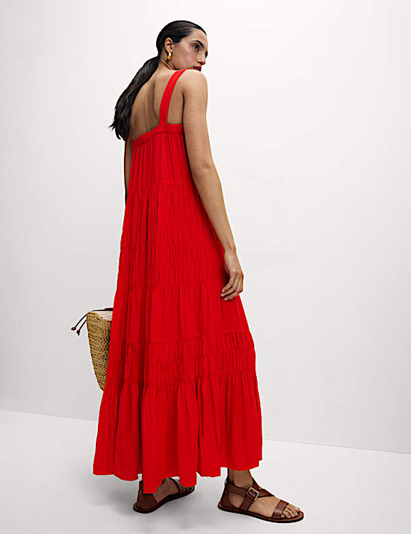 Nab&iacute;ran&eacute; midi &scaron;aty s hranat&yacute;m v&yacute;střihem a v&aacute;z&aacute;n&iacute;m přes ramena - CZ