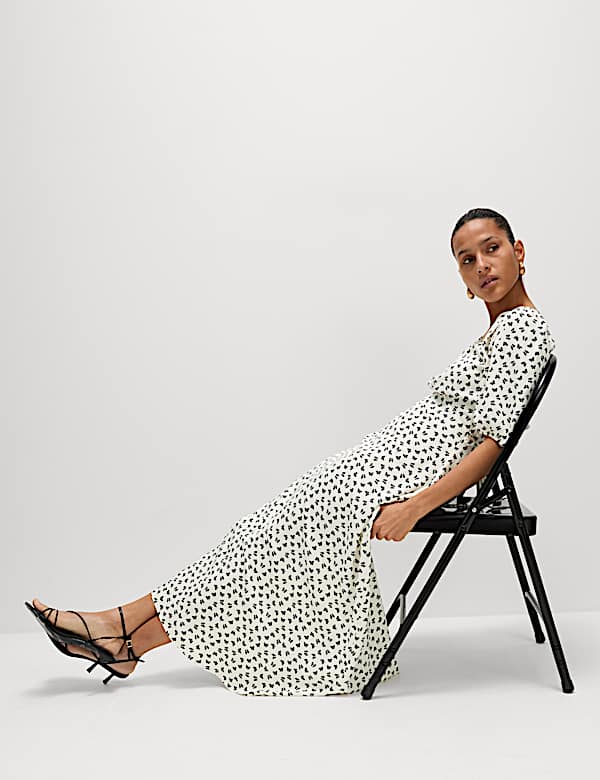 Marks & Spencer Printed V-Neck Puff Sleeve Midi Tea Dress - Ivory Mix - 16-TAL