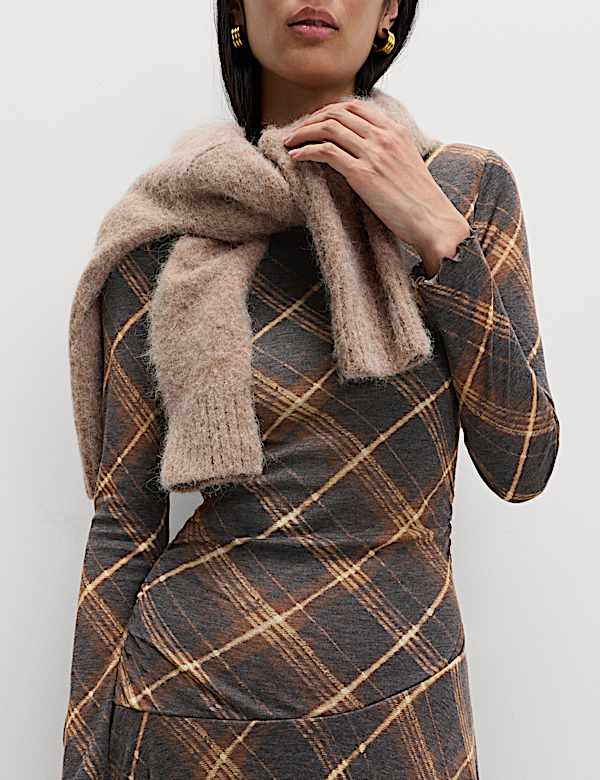 Kariertes Midikleid aus Lyocellmischgewebe mit tiefer Taille - AT