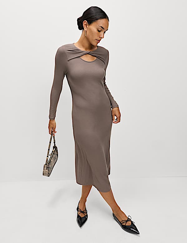 Robe midi coupe droite en jersey &agrave; motif c&ocirc;tel&eacute; - BE