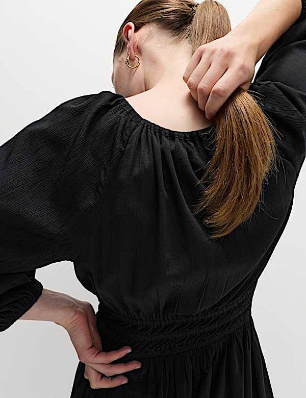 שמלה אסופה במותניים באורך מידי עם עיטור קשירה וצווארון וי - IL