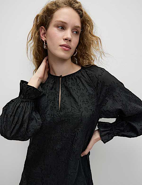 Floral Textured Mini Relaxed Shift Dress