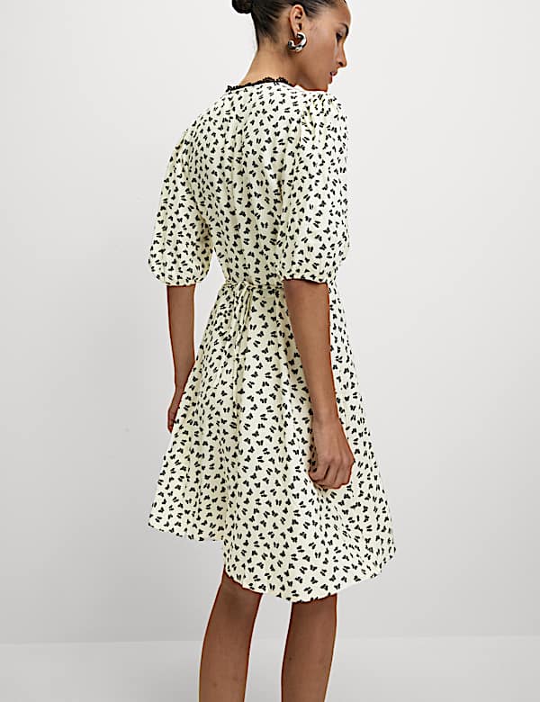 Printed V-Neck Tie Waist Mini Tea Dress