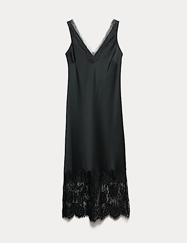 Midaxi-Tr&auml;gerkleid aus Satin mit V-Ausschnitt und Spitze - DE