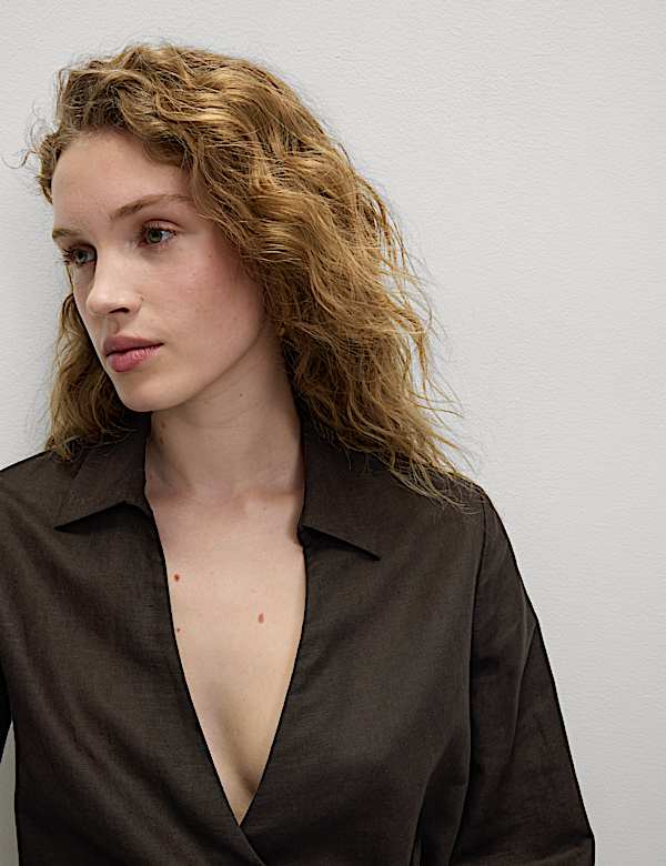 חולצת מעטפת מבד עשיר בפשתן עם קשירה - IL